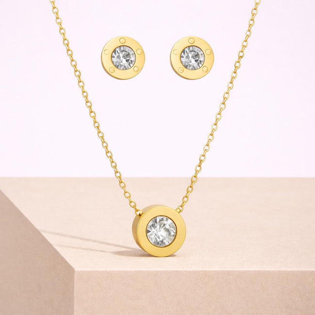 Elegant White Gold Round Necklace